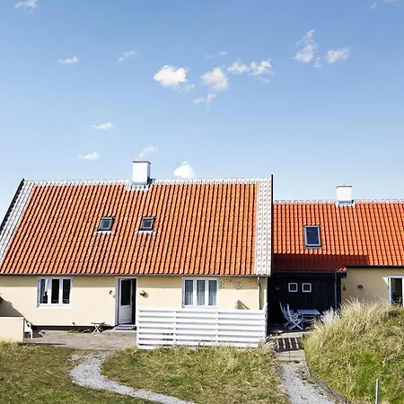 Holiday home Holiday Redningsvej Gl. 020437 *